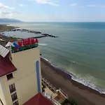 Vurna Butik 3*