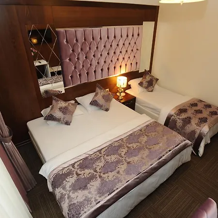 Vurna Butik 3*