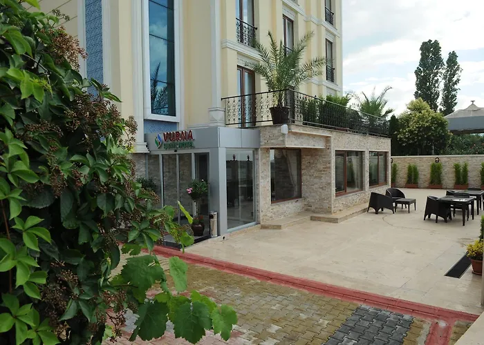 Vurna Butik 3*