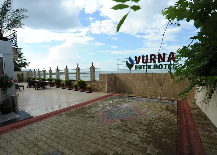Hotel Vurna Butik 3*